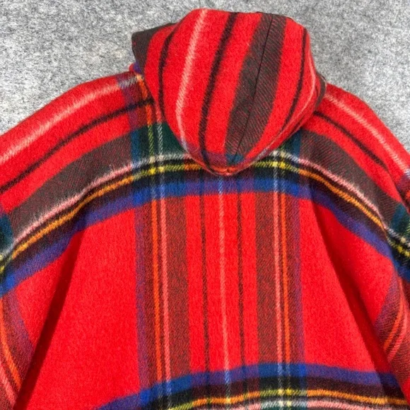 Vintage Edinburgh Woollen Mill Red Plaid Tartan Wool Poncho Cape Hooded Fringe - Picture 15 of 16